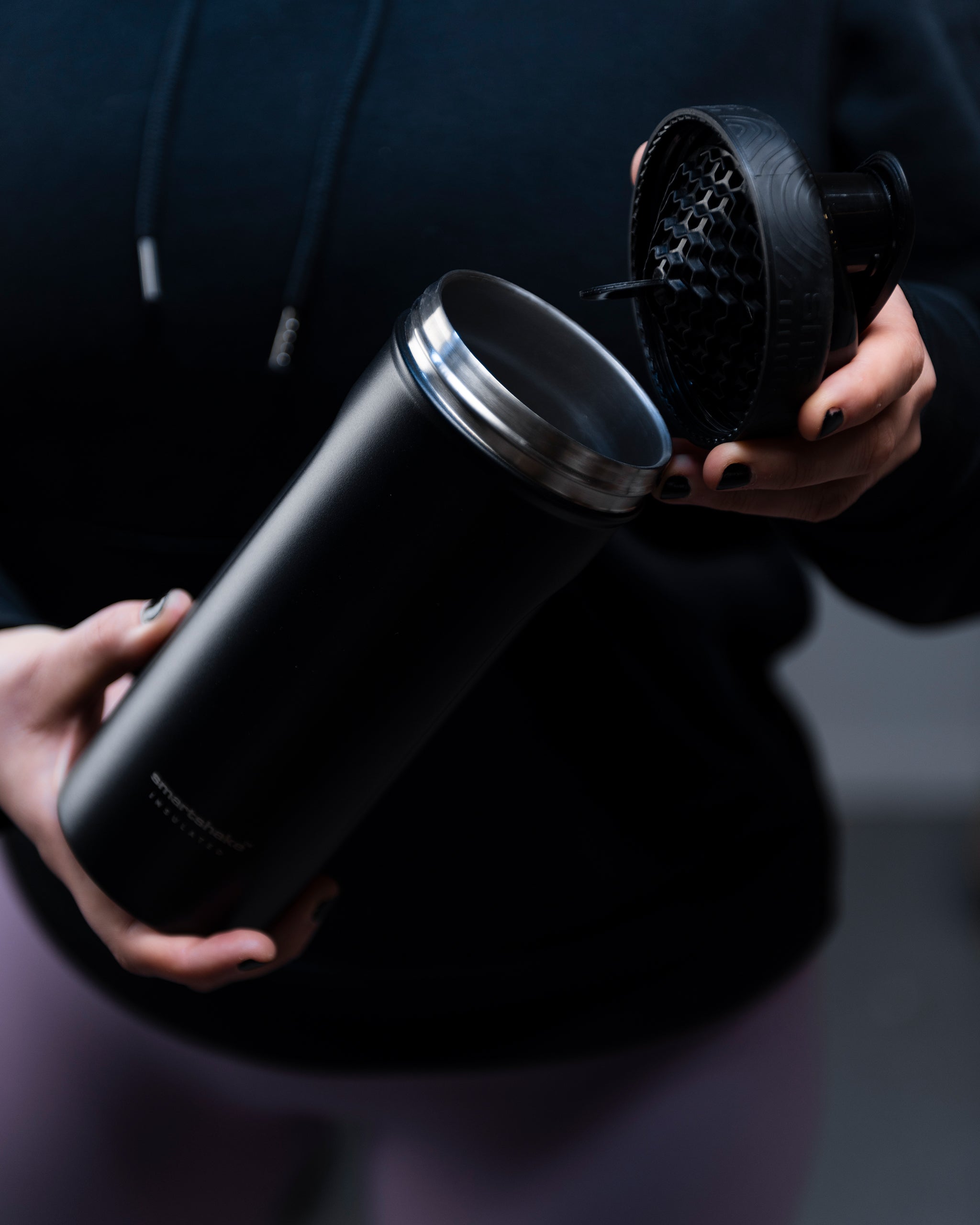smartshake-insulated-steel-shaker-black-750-ml image 2
