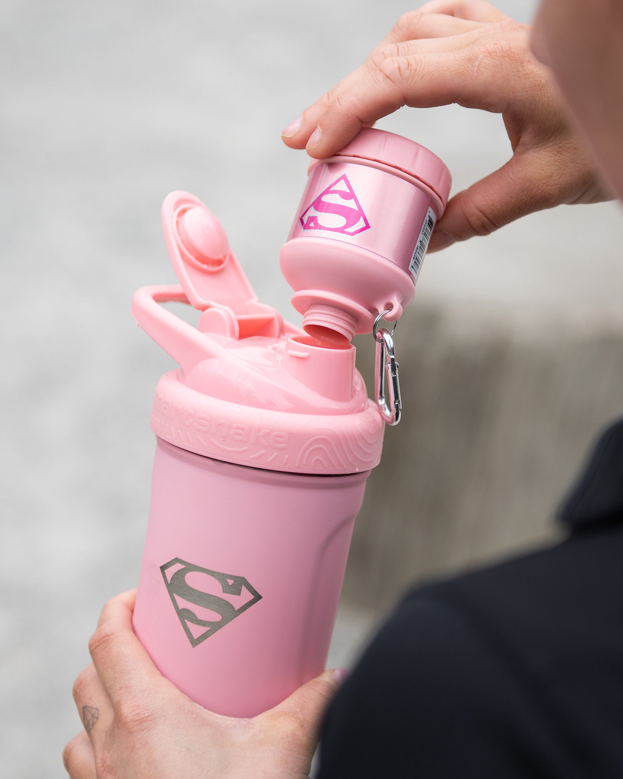 smartshake-whey2go-funnel-supergirl-110-ml image 4
